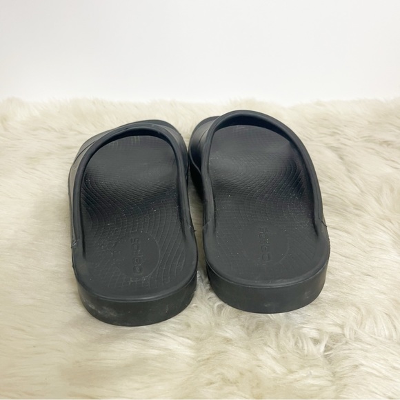 Oofos Ooahh Black Rubber Slides Size 8 - Picture 3 of 7